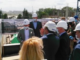 Выездное совещание мэрии Новосибирска на строительной площадке Инских холмов