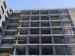 Ход строительства "Инских холмов" в марте 2026