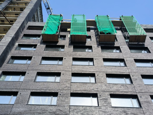 Ход строительства "Инских холмов" в марте 2026