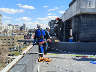 Ход строительства "Инских холмов" в апреле 2026