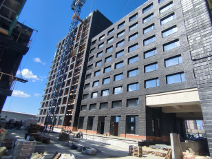 Ход строительства "Инских холмов" в апреле 2026