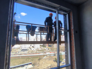 Ход строительства "Инских холмов" в апреле 2026