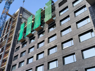 Ход строительства "Инских холмов" в марте 2026