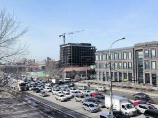 Ход строительства "Инских холмов" в марте 2026