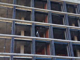 Ход строительства "Инских холмов" в апреле 2026