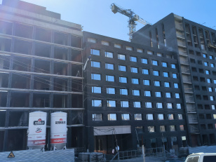 Ход строительства "Инских холмов" в апреле 2026